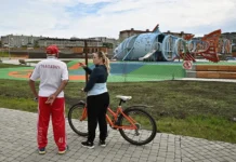 АСИ, Светлана Чупшева и Сергей Носов обсудят судьбу Магаданской области asi svetlana chupsheva i sergej nosov obsudyat sudbu magadanskoj oblasti-missionary-su-0