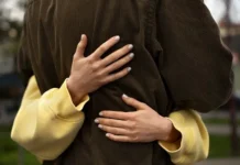 Необычные семейные связи в отношениях пользователя ThrowRA-6416 на Reddit neobychnye semejnye svyazi v otnosheniyah polzovatelya 6416 na -missionary-su-0