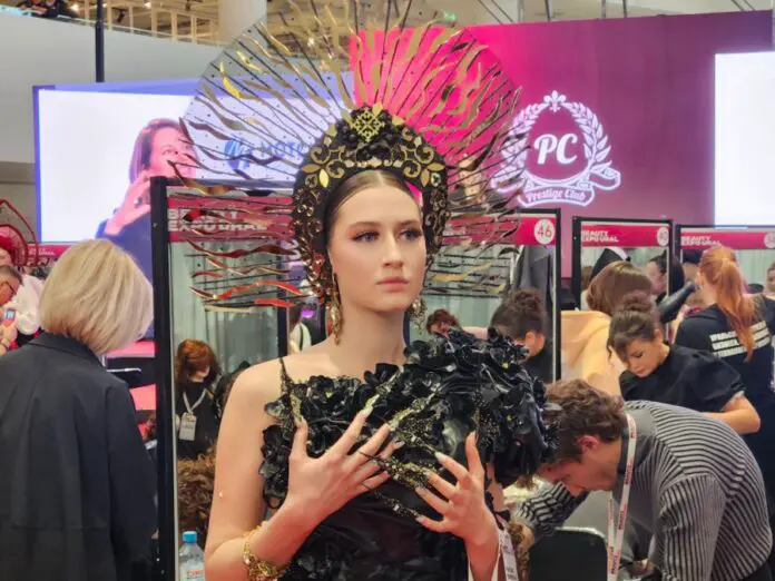 Анна Кузнецова и Наталья Сапогова обсуждают прорыв индустрии красоты на Beauty Expo Ural 2025 в Екатеринбурге-0