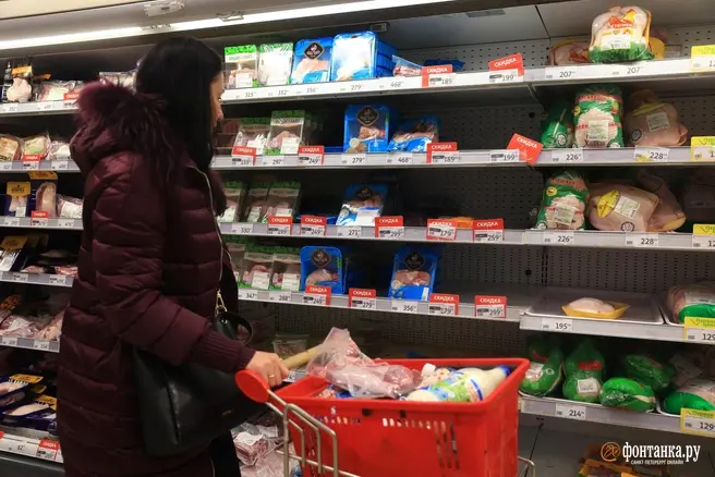 Курица для вас — роскошь или доступный источник белка? | Источник: Сергей Михайличенко / FONTANKA.RU