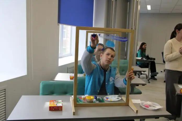 Финалисты Абилимпикса из Екатеринбурга приближаются к победе для Свердловской области-0