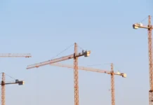 Иван Щербаков и Москомэкспертиза рассказывают о реновации в Москве ivan shherbakov i moskomekspertiza rasskazyvayut o renovaczii v moskve-missionary-su-0