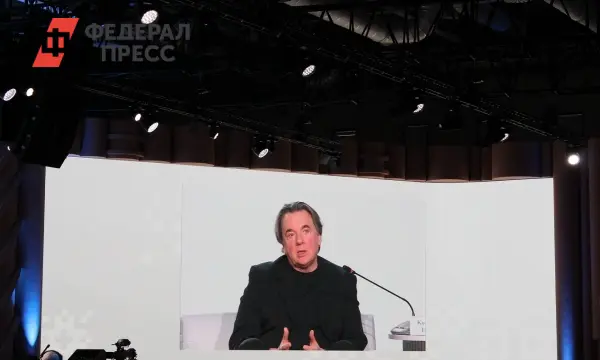 Константин Эрнст назвал Орешник символом России на форуме Сделано в России-0