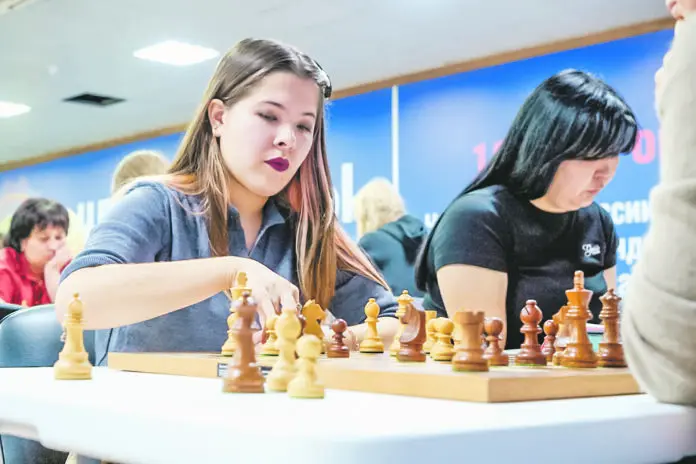 Лея Гарифуллина и команда Сима Ленд добиваются успеха на чемпионатах России-0