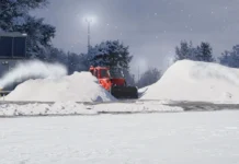 Сергей Собянин и Петр Бирюков обсуждают развитие парка 850-летия Москвы и комплекса «Марьино» sergej sobyanin i petr biryukov obsuzhdayut razvitie parka 850letiya moskvy i kompleksa marino-missionary-su-0