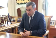 Александр Хинштейн призывает улучшить продажу билетов в Театр Табакова aleksandr hinshtejn prizyvaet uluchshit prodazhu biletov v teatr tabakova-missionary-su-0