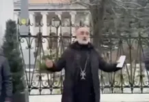 Отец Геворг и духовенство ААЦ призывают к единству армян перед лицом трудностей otecz gevorg i duhovenstvo aacz prizyvayut k edinstvu armyan pered liczom trudnostej-missionary-su-0