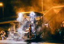 Современное обновление асфальта на МКАД и Садовом кольце повышает комфорт движения sovremennoe obnovlenie asfalta na mkad i sadovom kolcze povyshaet komfort dvizheniya-missionary-su-0