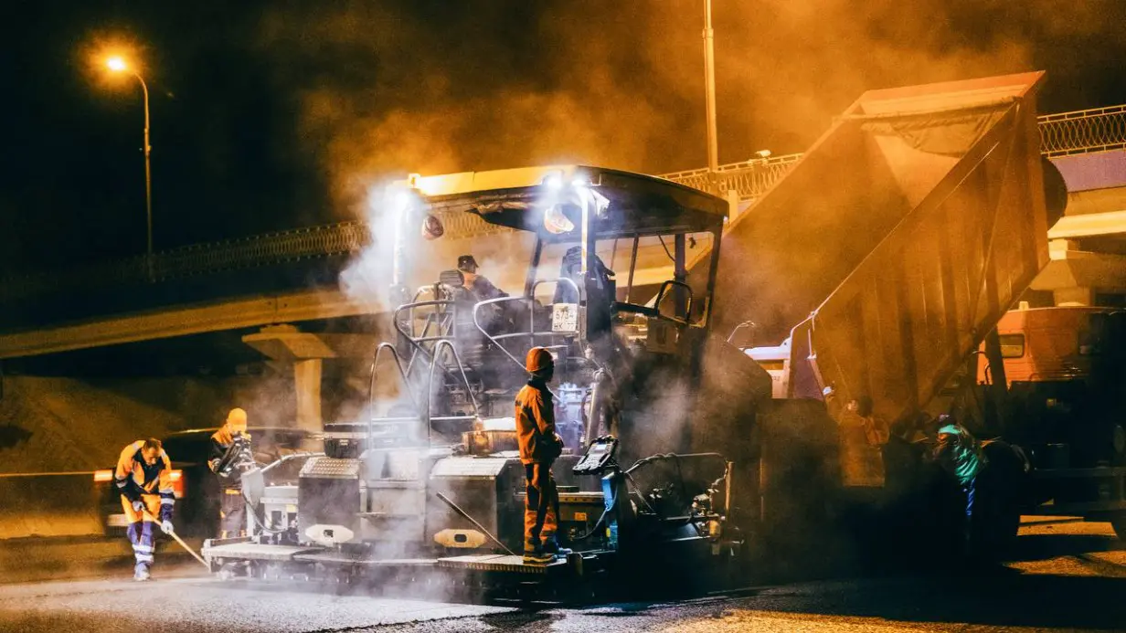 Около миллиона квадратных метров асфальта обновили на МКАД