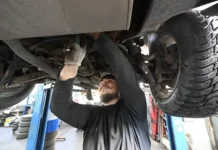 Антон Алиханов и Минпромторг обсудили перспективы ВАЗ-2107 и Lada в России anton alihanov i minpromtorg obsudili perspektivy vaz2107 i v rossii-missionary-su-0