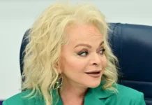 Лариса Долина и Дмитрий Свищев обсуждают защиту граждан с Госдумой larisa dolina i dmitrij svishhev obsuzhdayut zashhitu grazhdan s gosdumoj-missionary-su-0