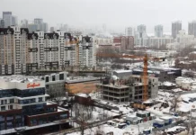 На улице Краснолесья в Екатеринбурге жители ждут скорейшего решения коммунальной ситуации na ulicze krasnolesya v ekaterinburge zhiteli zhdut skorejshego resheniya kommunalnoj situaczii-missionary-su-0