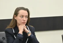 Светлана Свириденко прояснила, что налог за квартиру Ларисы Долиной оплатила Полина Лурье svetlana sviridenko proyasnila chto nalog za kvartiru larisy dolinoj oplatila polina lure-missionary-su-0