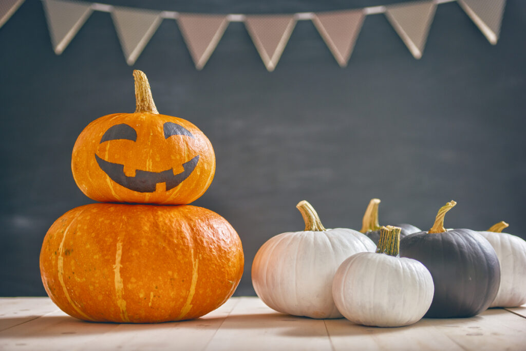 Тыквы на столе