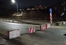 vladivostok stalkivaetsya so snegopadom specztehnika obespechivaet bezopasnost dorog-missionary-su-0