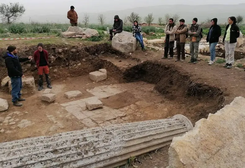 Раскопки древнеримского города Нумлули в провинции Беджа на севере Туниса