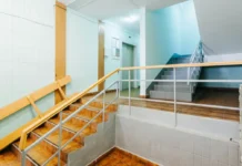 Ремонт 15,7 тысяч входных групп запустит в Москве Комплекс ЖКХ remont 157 tysyach vhodnyh grupp zapustit v moskve kompleks zhkh-missionary-su-0
