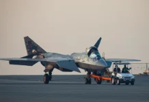 Рособоронэкспорт ожидает экспортных поставок истребителей Су-57Э rosoboroneksport ozhidaet eksportnyh postavok istrebitelej su57e-missionary-su-0