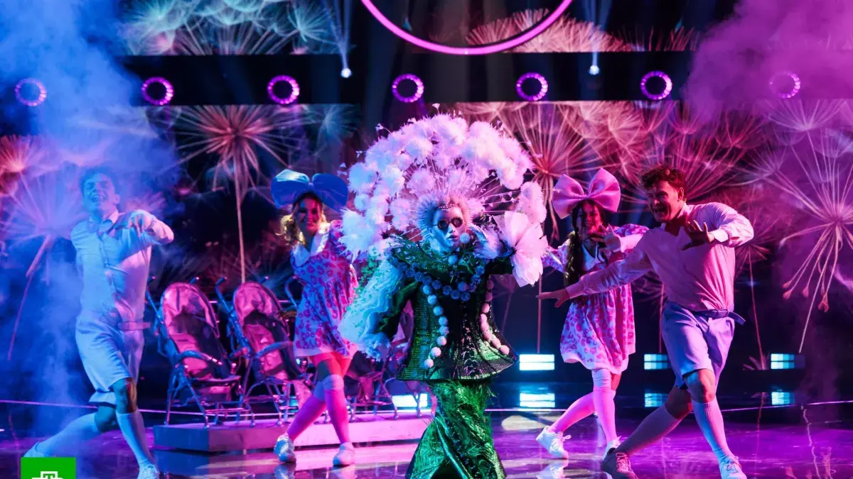 Стало известно, кто был Одуванчиком в шоу «Маска»