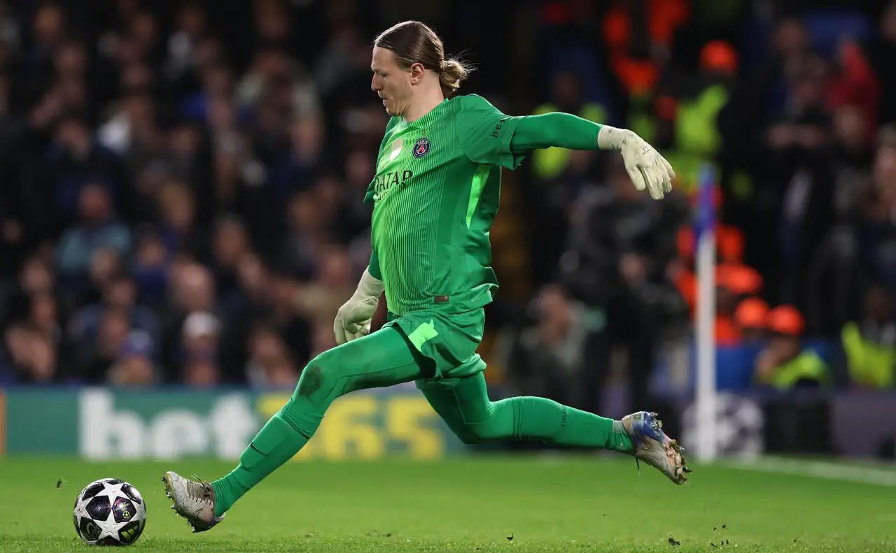 Матвей Сафонов (Ryan Pierse / Getty Images)