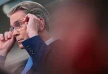 novyj etap peregovorov irana i ssha  skott bessent vidit pozitiv-missionary-su-0
