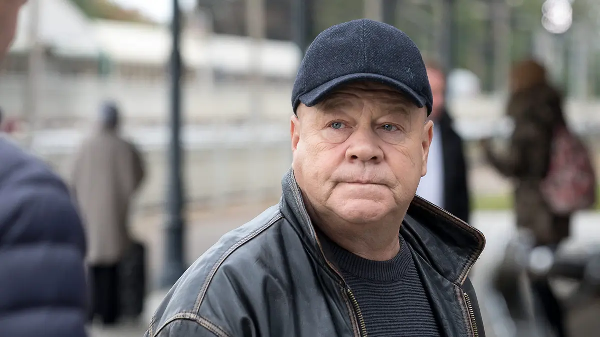«Советую крепко подумать»: актер Селин призвал мужчин отправляться в войска