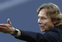 valerij karpin voshishhaetsya russkim yazykom i shutit o ronaldu-missionary-su-0