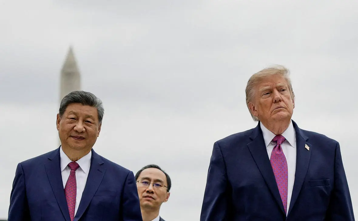 Си Цзиньпин и Дональд Трамп (Evan Vucci / Reuters)
