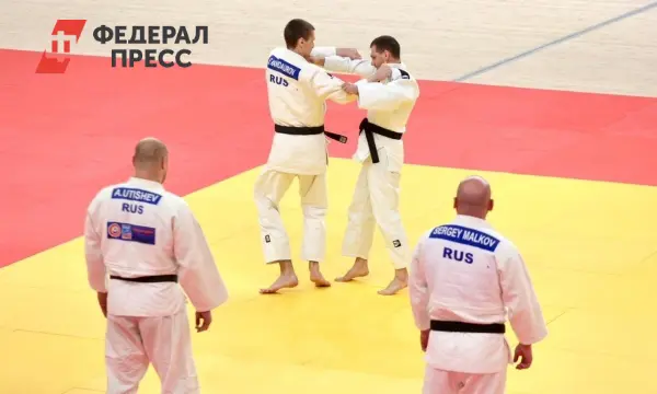 Дегтярев заявляет о возвращении флага дзюдоистам благодаря влиянию Путина-0