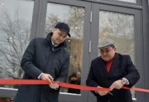 Денис Паслер и Константин Чуйченко открыли обновленное здание denis pasler i konstantin chujchenko otkryli obnovlennoe zdanie-gazetart-ru-0