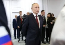 Дмитрий Песков сообщил о том, что местонахождение Путина остается тайной после атаки ВСУ dmitrij peskov soobshhil o tom chto mestonahozhdenie putina ostaetsya tajnoj posle ataki vsu-gazetart-ru-0