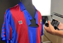Футболка Диего Марадоны из матча Барселоны и Атлетик Бильбао продана за $179 тыс futbolka diego maradony iz matcha barselony i atletik bilbao prodana za 179 tys-gazetart-ru-0