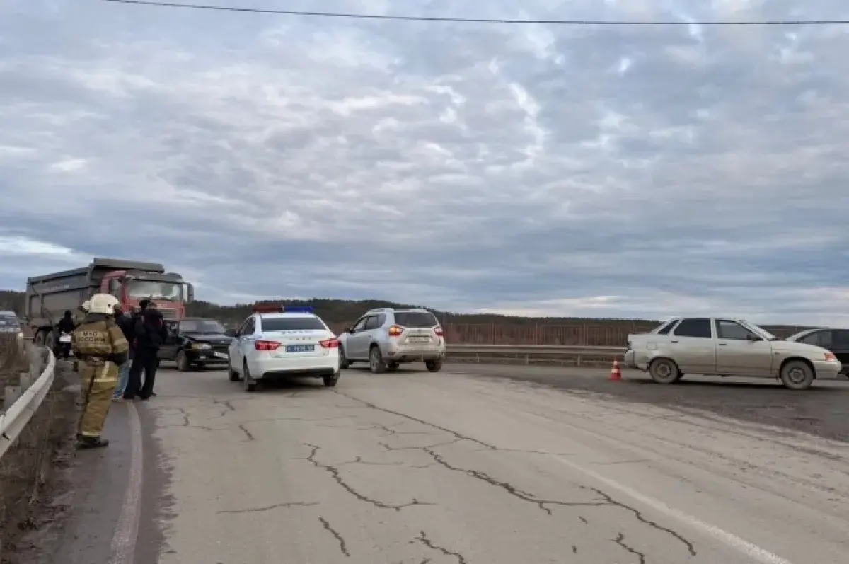 ГИБДД Полевского сообщает о ДТП с участием HOWO и ВАЗ-2114-0