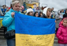 Киев ожидает ответа о митинге, посвящённом эвакуации тел военных ВСУ kiev ozhidaet otveta o mitinge posvyashhyonnom evakuaczii tel voennyh vsu-gazetart-ru-0