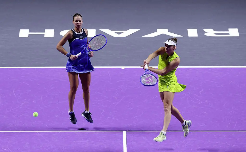 Вероника Кудерметова и Элизе Мертенс (Matthew Stockman / Getty Images for WTA)