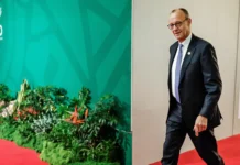 Мерц призывает G7 к сдерживанию возвращения России в G8 mercz prizyvaet 7 k sderzhivaniyu vozvrashheniya rossii v 8-gazetart-ru-0