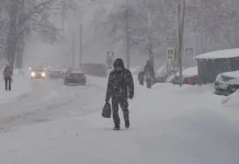 Москва ожидает снегопад, в Смоленской области уже образовались сугробы moskva ozhidaet snegopad v smolenskoj oblasti uzhe obrazovalis sugroby-gazetart-ru-0
