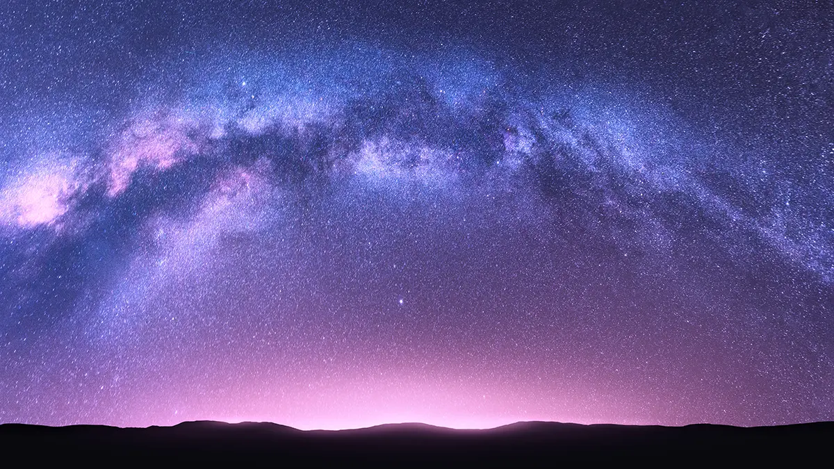 Британские астрономы нашли гигантскую цепь из 14 вращающихся галактик