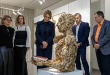 Первоуральск празднует день города уникальной выставкой pervouralsk prazdnuet den goroda unikalnoj vystavkoj-gazetart-ru-0