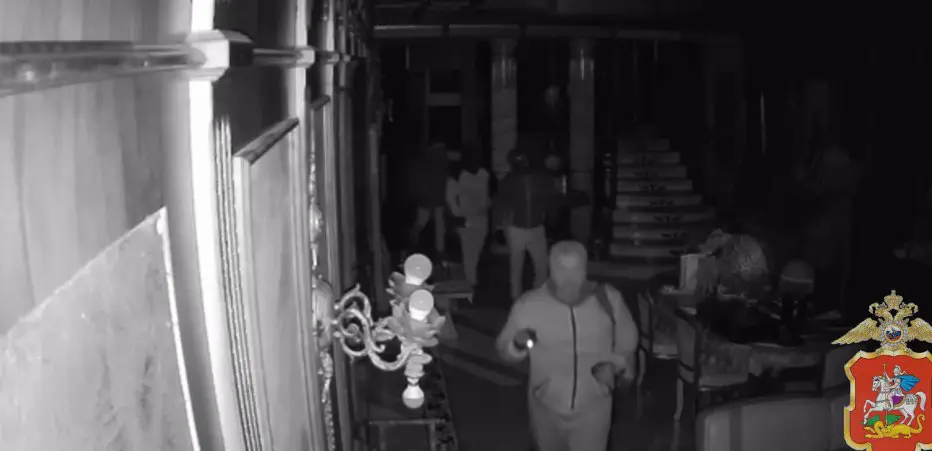 Силовики задержали в Подмосковье мужчину, который хотел обокрасть частный дом