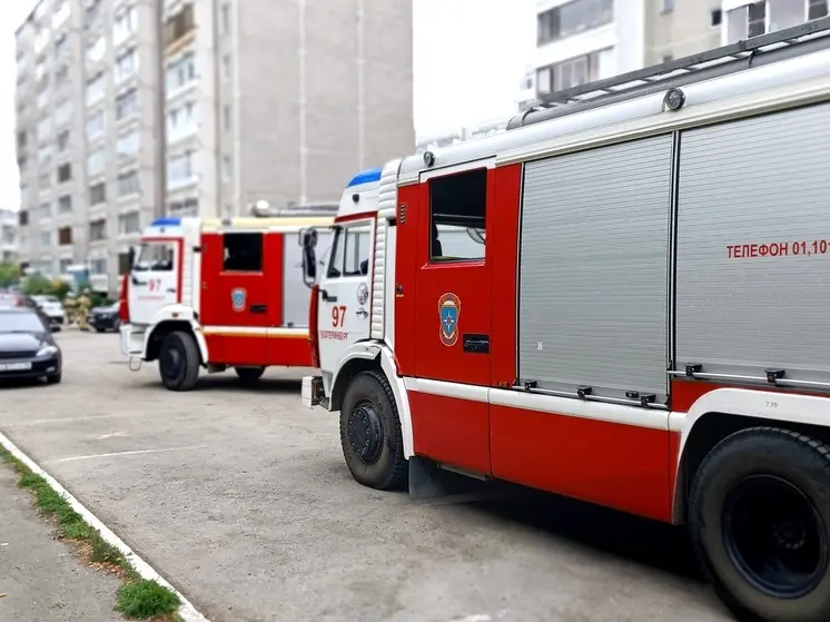 В екатеринбургской девятиэтажке произошел пожар из-за электрощетчика