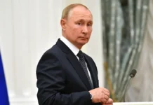 Роман Полько обсудил полеты лидеров Владимира Путина и Дональда Трампа roman polko obsudil polety liderov vladimira putina i donalda trampa-gazetart-ru-0