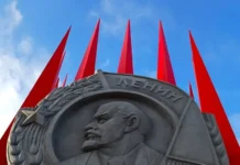 Телеведущий посетил Екатеринбург и Уралмаш, а также шоу «Суперниндзя» televedushhij posetil ekaterinburg i uralmash a takzhe shou supernindzya-gazetart-ru-0