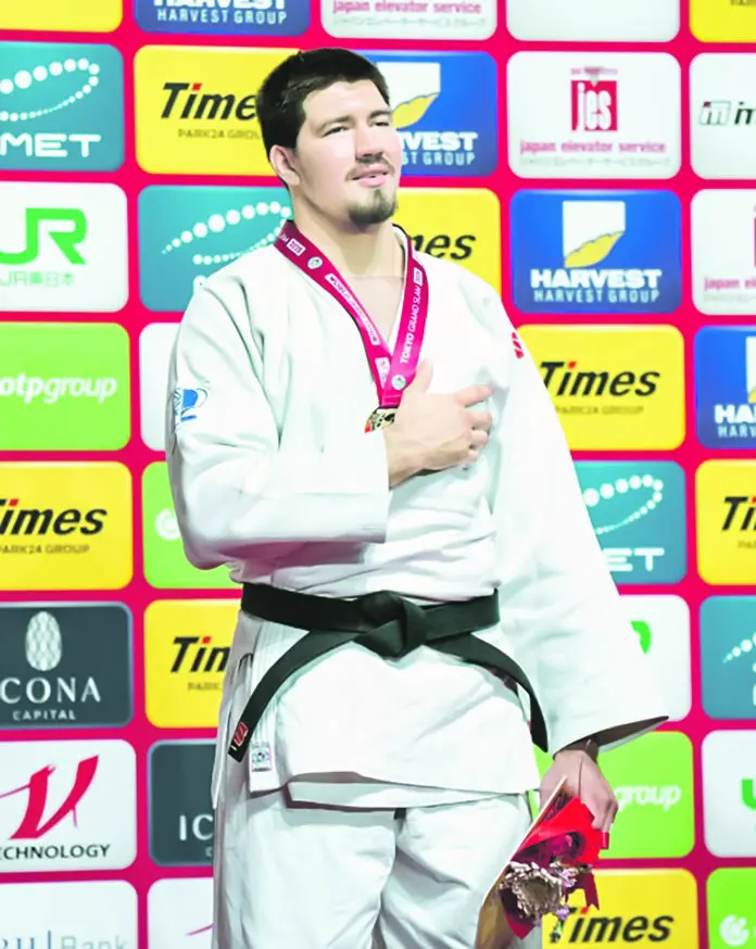 Токио аплодирует Валерию Ендовицкому и триумфу России на татами-0