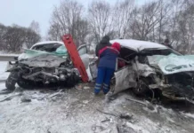 В Лесозаводске произошло столкновение Mitsubishi Mirage Dingo и Toyota Corolla Fielder v lesozavodske proizoshlo stolknovenie i -gazetart-ru-0