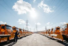 В Москве вся коммунальная техника переведена на зимний режим v moskve vsya kommunalnaya tehnika perevedena na zimnij rezhim-gazetart-ru-0