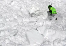 В Ортлесе лавина накрыла пятерых альпинистов из Германии v ortlese lavina nakryla pyateryh alpinistov iz germanii-gazetart-ru-0