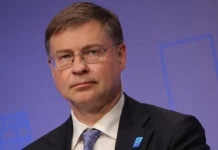 Валдис Домбровскис требует от G7 ускорить кредит Украине valdis dombrovskis trebuet ot 7 uskorit kredit ukraine-gazetart-ru-0