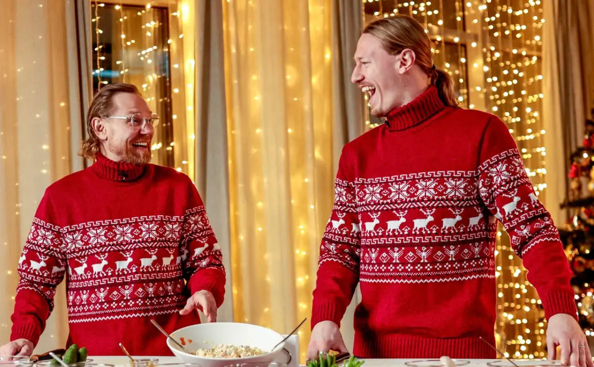 Валерий Карпин и Матвей Сафонов (Телеграм-канал сборной России по футболу (t.me/teamrussia))