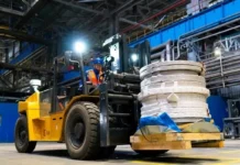 ВИЗ-Сталь модернизирует транспортный парк предприятия vizstal moderniziruet transportnyj park predpriyatiya-gazetart-ru-0